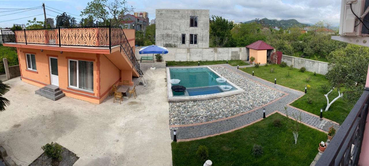 Villa Jakos Paradise 巴统 外观 照片
